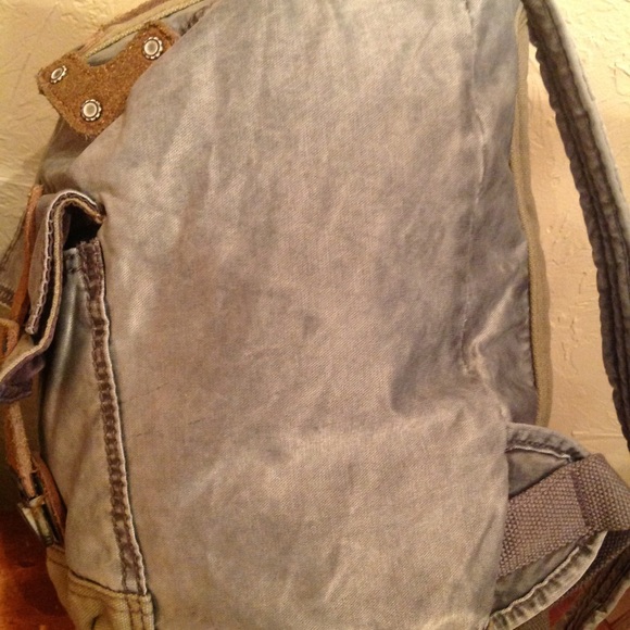 T.S.D. Distressed washed cotton denim backpack - Picture 7 of 8